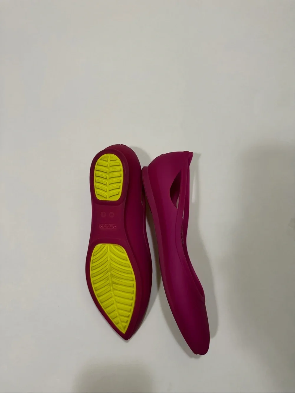CROCS Women’s Pointed Ballet Flats in Fuchsia with Yellow Insole